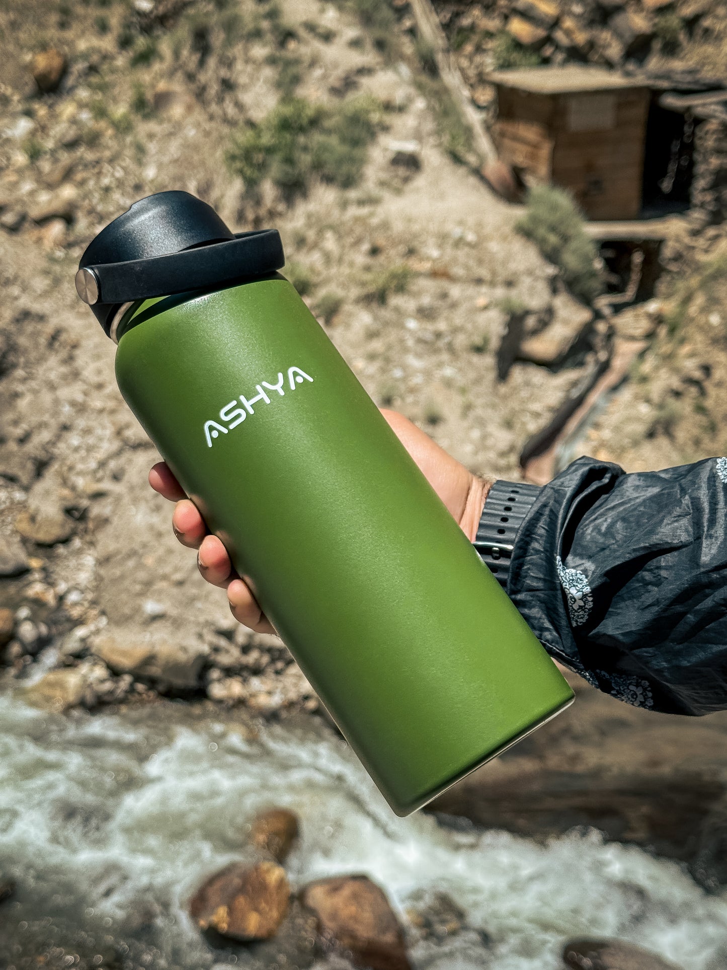 TITAN BOTTLE | 40 oz Insulated Premium Flask/Bottle