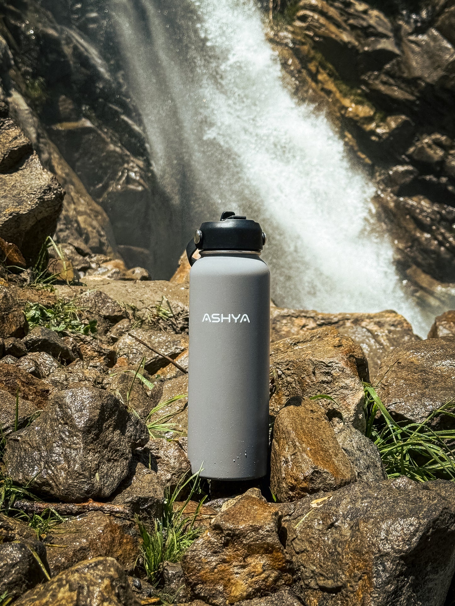 TITAN BOTTLE | 40 oz Insulated Premium Flask/Bottle